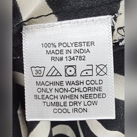 [Indulge GogoApperal] High Low Midi Dress 《M》 Chevron/Black &… - Picture 8 of 12